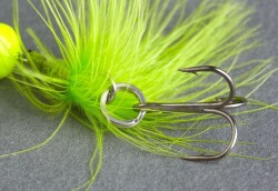 Balzer 13210 Colonel Fuzzy Spin UV Active Tüylü Alabalık Kaşığı - Balzer