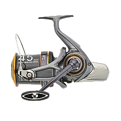 Daiwa Crosscast CF Tubular 4.20M 100-225Gr&Daiwa Crosscast S24 45 SCW 5000 C QD Kurşun Arkası Set - 2