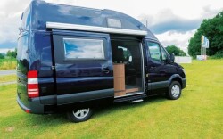 Remis REMIcare Sürgü Kapı Sineklik Sprinter/Crafter 2006-2016 196x136 cm - Remis